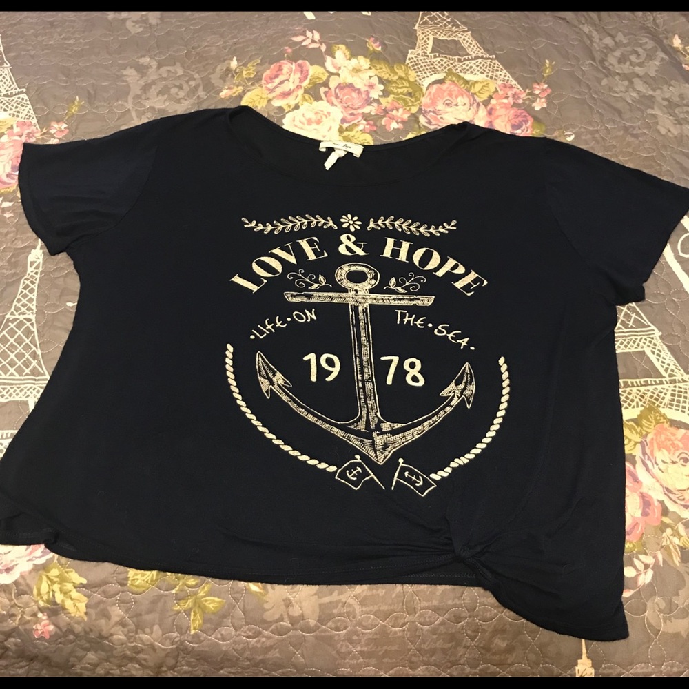 Woman’s Tee